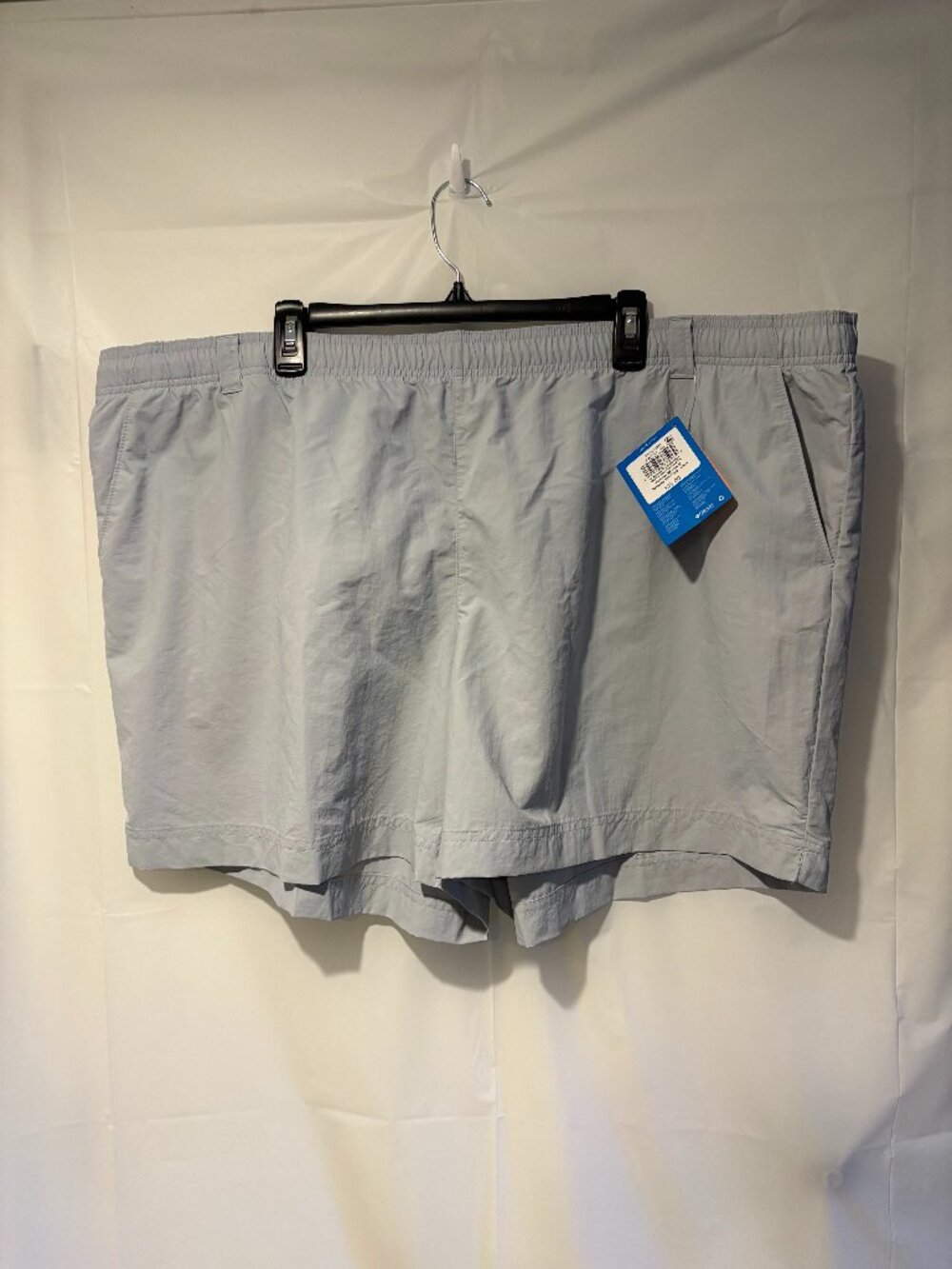 NWT Womens Columbia Size 3X Backcast II Water Shorts Grey